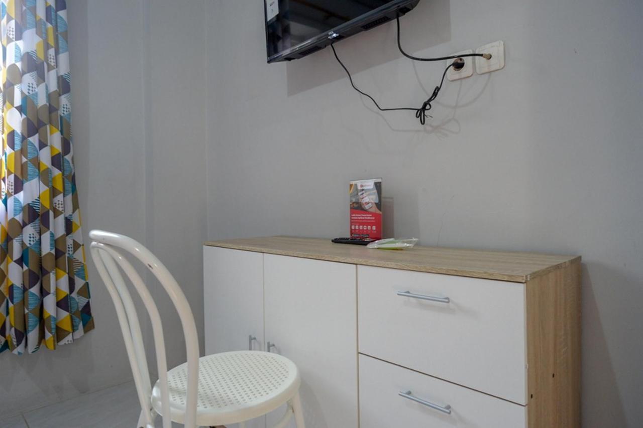Reddoorz Near Jalan Adi Sucipto Solo Hotell Exteriör bild